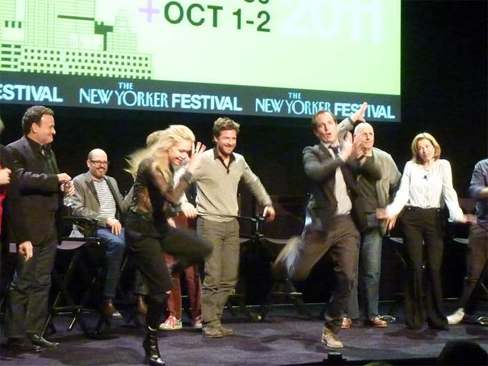 Arrested Development cast chicken dance
