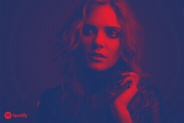 Duotone Color: Tips & Examples for This Vibrant Trend