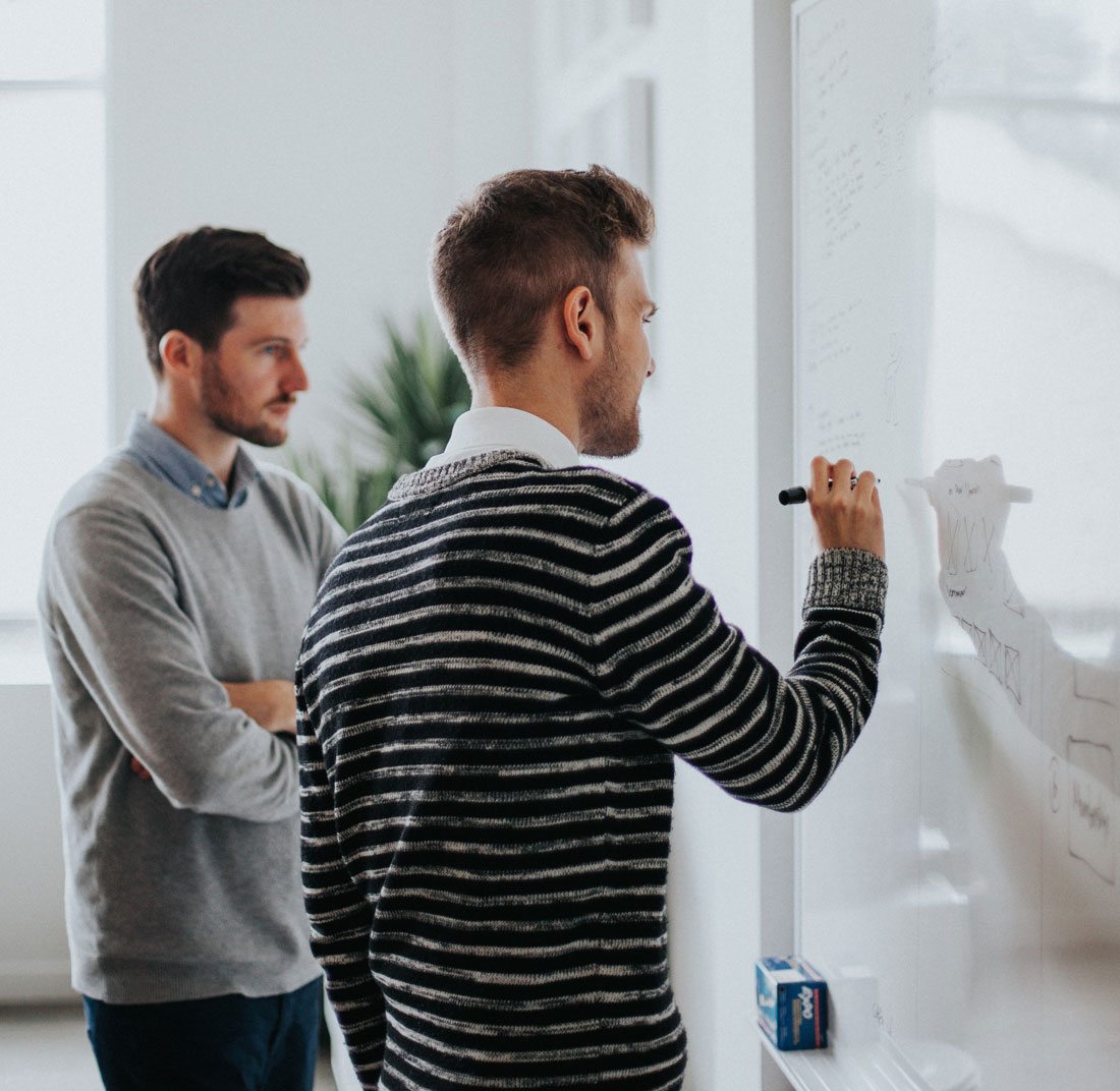 white-board 20 DIY Projects to Improve Your Freelance Office design tips 